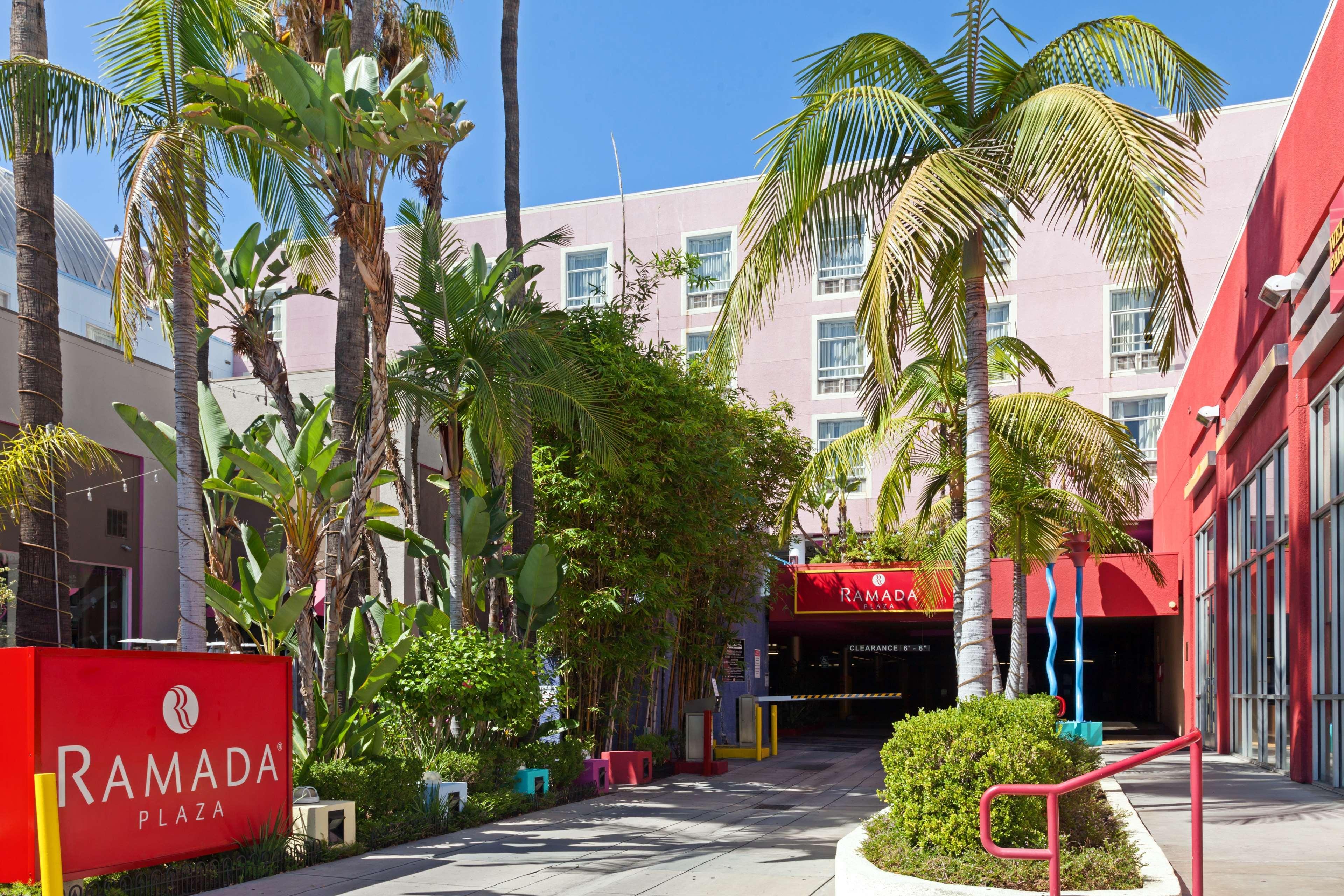 Ramada Plaza By Wyndham West Hollywood Hotel & Suites Los Angeles Buitenkant foto